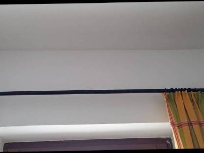 Bild 3:Vorhänge Fluchtwegbeleuchtungen