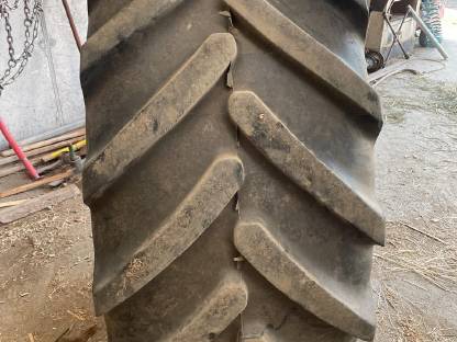 Bild 3:1x Michelin Multibib 540/65R28