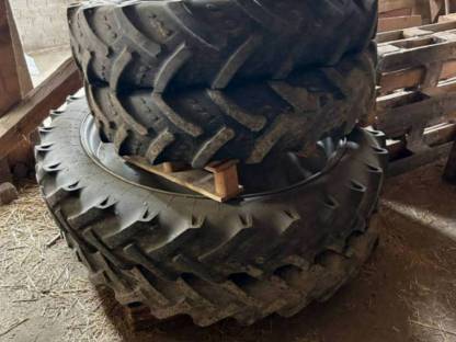 Bild 3:Kulturbereifung für MF 3630