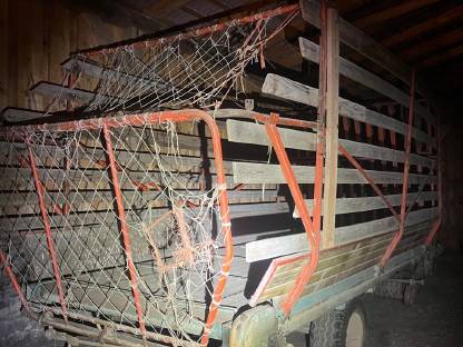 Bild 2:Ladewagen Steyr Hamster