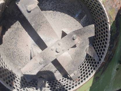 Bild 3:Maismühle Gruber Steyr Motor