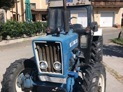 Bild 2:Ford 3600 4WD Traktor
