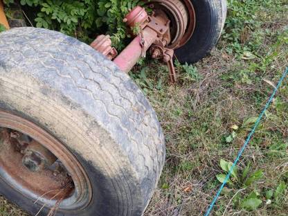 Verkaufe LKW Achse
