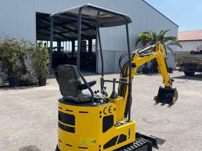 Bild 3:Minibagger 1,2 t inkl. 40 cm Grabschaufel