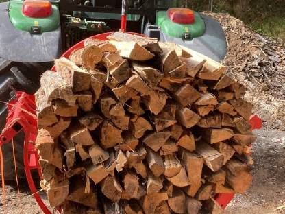 Bild 2:Trockenes Brennholz Fichte 33 cm