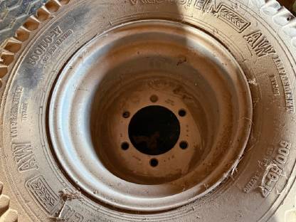 Bild 4:Bereifung komplett 500/50-17