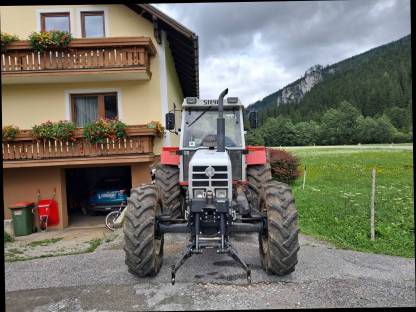 Bild 5:Steyr 8130 SK2 mit Forstverbau