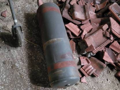 Bild 2:Steyr 1100teile