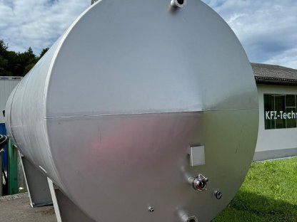 Lagertank 25.400 l, sehr massiv, neuwertig
