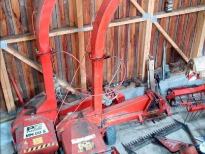 Bild 2:PZ Zwegers Maishäcksler MH 80 S