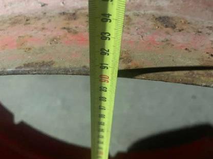 Bild 4:Felgen Distanzringe Traktor 12,4R36