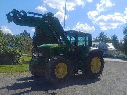 John Deere 6630