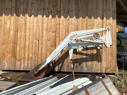 Bild 2:Steyr Frontlader mit Konsole