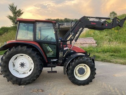 New Holland L85