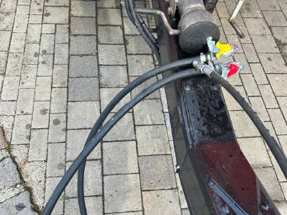 Bild 7:Kippanhänger, Dreiseitenkipper, Tandemkipper, Tieflader