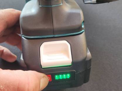 Bild 3:Sacknähmaschine Akku (Makita)