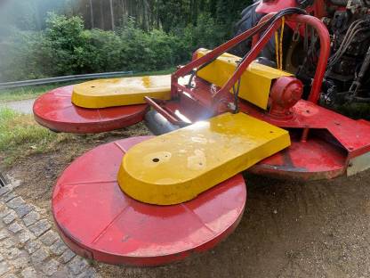 Bild 3:Fischer Sichelmulcher