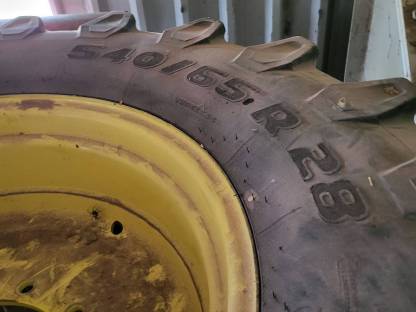 Bild 5:Kompletträder John Deere