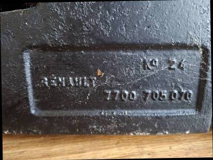 Bild 4:RENAULT Traktor Frontgewicht