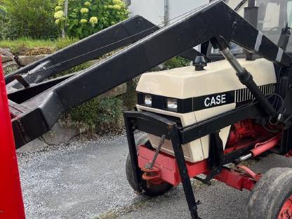 Bild 2:Frontlader Hauer