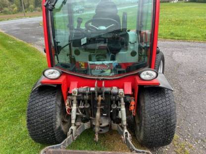 Bild 2:Antonio Carraro SP4400HST Allrad