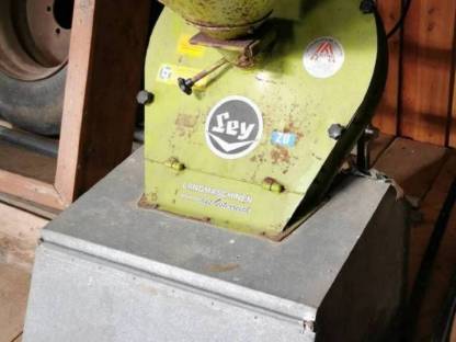 Bild 2:Getreidemühle LEY