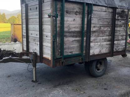 Bild 2:Viehanhänger