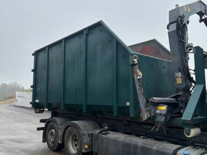 Bild 3:Hakenlift Krancontainer