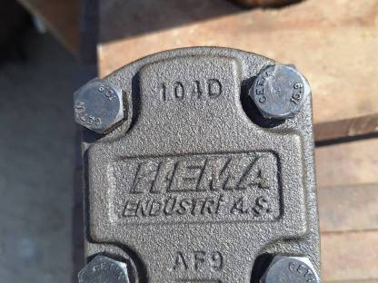 Bild 2:Verkaufe Hydraulikpumpe für Massey Ferguson