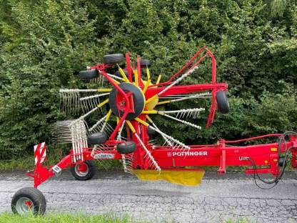 Pöttinger Eurotop 771A Multitast Doppelschwader