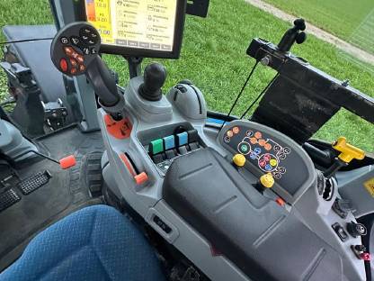 Bild 6:New Holland T6.160 AC Stufenlos