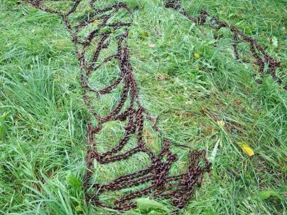 Bild 6:Traktor Schneeketten