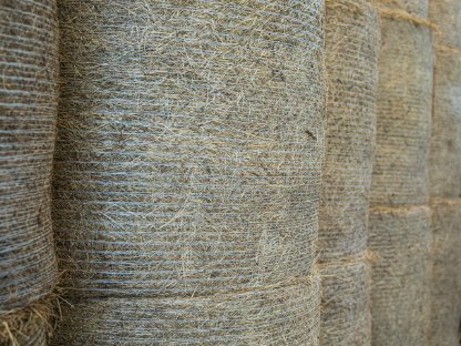 Bild 3:Heuballen warmluftbelüftet