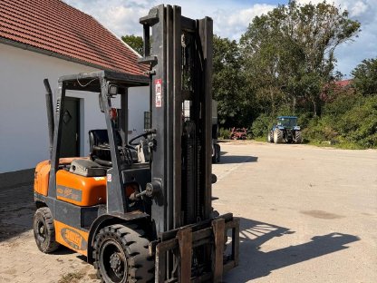 Dieselstapler OMG 30 D – 3.3L Yanmar Motor - guter Zustand