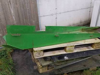 Bild 2:Forstverbau für John Deere 6330