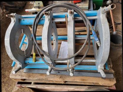 Bild 2:Rohrschweißgerät für Kunststoff PT355