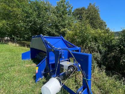 Bild 3:Kompostwender Eurobagging NP2,5