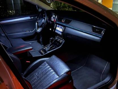 Bild 5:Skoda Superb Combi Style TDI DSG Panorama Kombi/Family Van