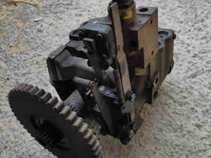 Bild 5:Perkins AD3.152 Motorteile