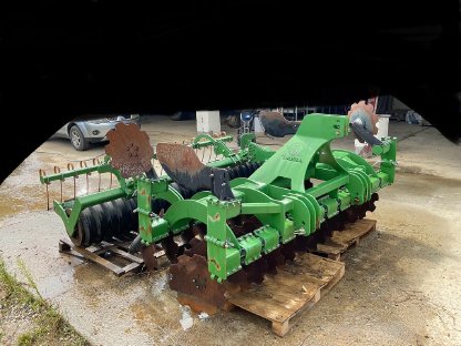 Bild 4:Scheibenegge mit Gummiwalze BIDELL – 2,5 m