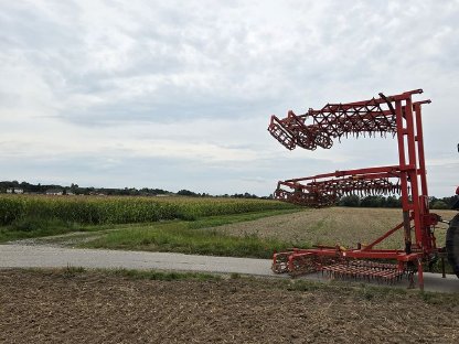 Knoche KH 840 Saatbeetkombination Egge