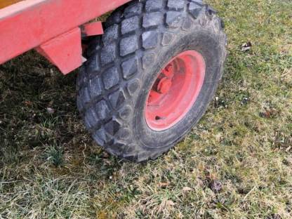 Bild 4:Ladewagen Pöttinger 15