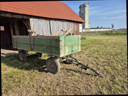 Verkaufe einen alten Wagen