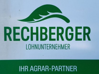 Bild 7:Grünlandernte mit Pöttinger Rotorwagen Faro