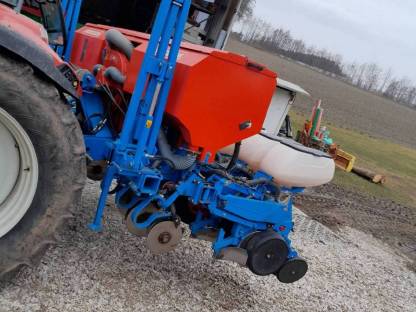 Bild 4:Monosem NG Maissägerät, Einzelkornsägerät