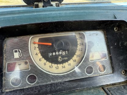 Bild 7:Traktor Ford 5610 inkl. Kippmulde