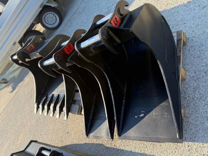 Bild 6:Löffelset für 7,5-10 t Bagger