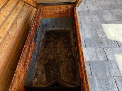 Bild 3:Sonnenwachsschmelzer Marke Eigenbau