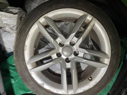 Audi Original Felgen mit Reifen