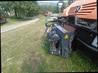 Bild 3:Lesnik SHL P25 Fronthydraulik